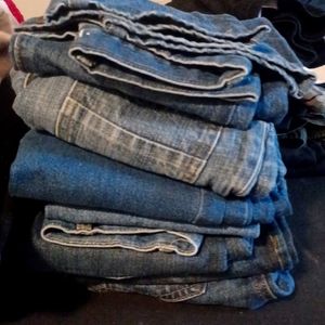 Boys sz 10 jeans, cargo shorts and basketball shorts